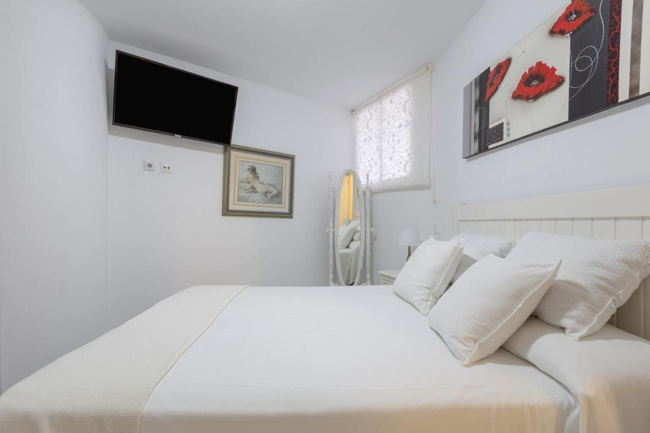 Apt Playa Y Montana Apartamento Torremolinos Exterior foto